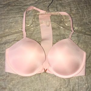 Victoria’s Secret Front Close Push Up T Back